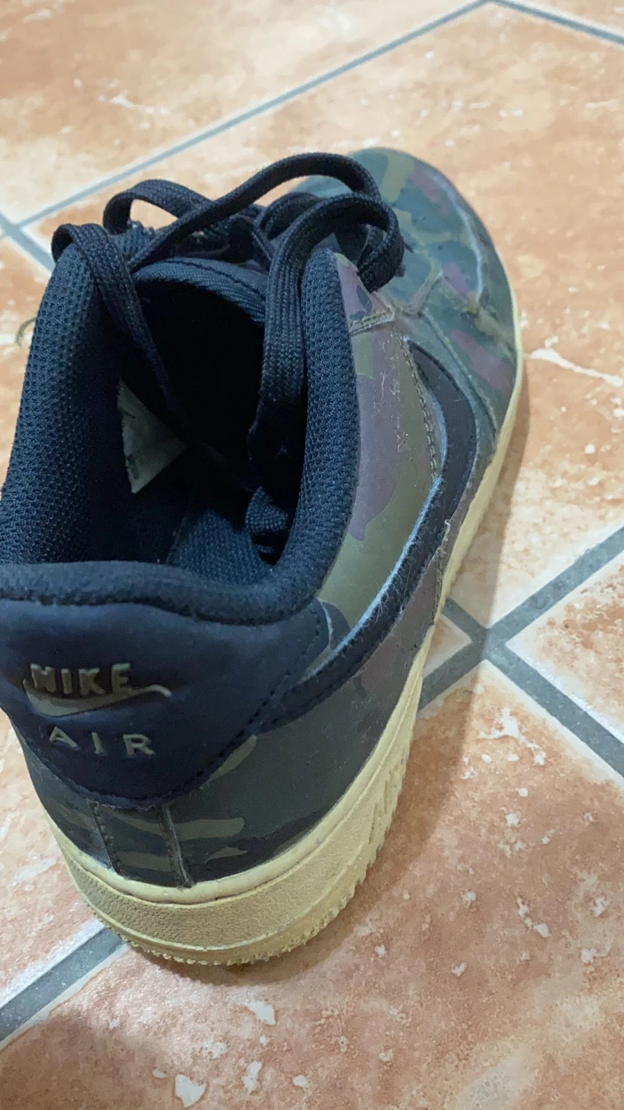 Nike Air Force 1 Low Camo Olive Vinted