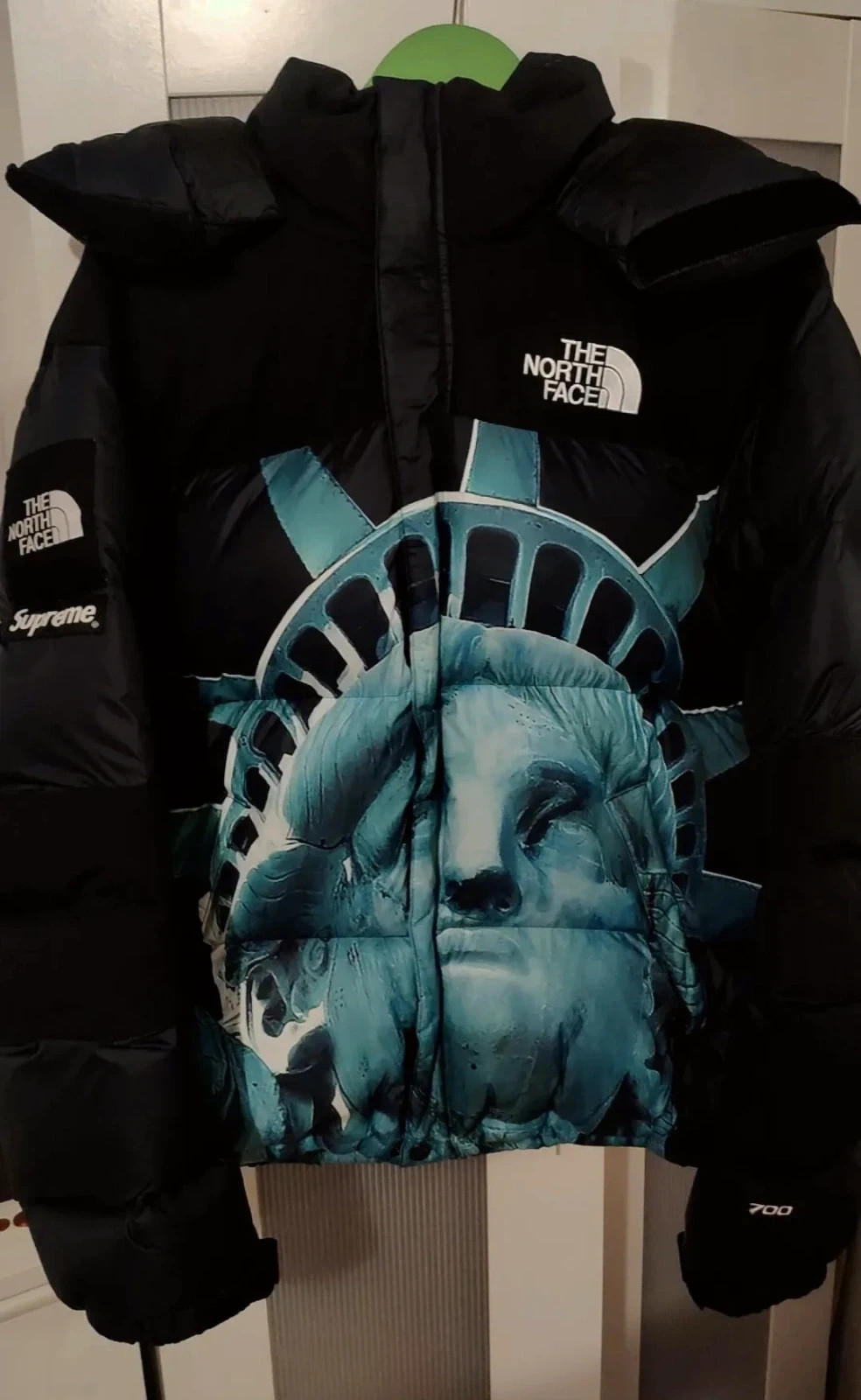 Supreme x the north face baltoro statue of Liberty black | Vinted