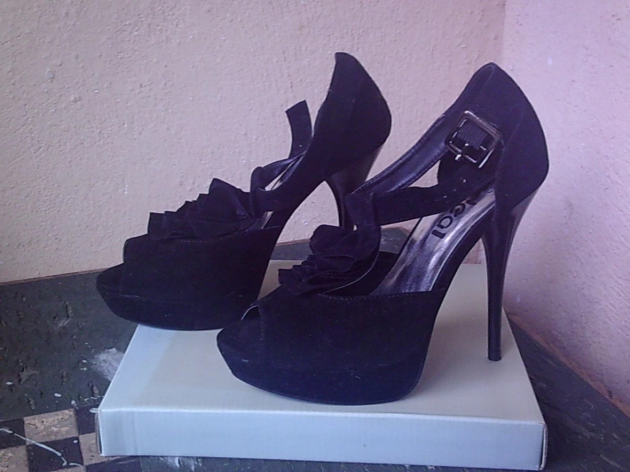 Talon froufrou clearance