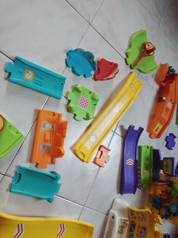 Tut tut on sale bolide radiocommandé matteo