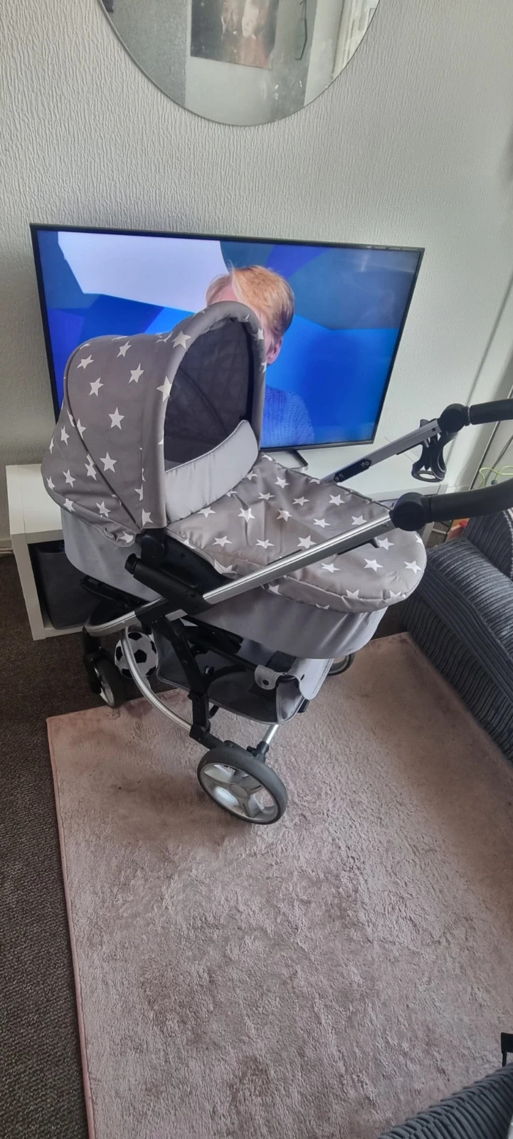 Aldi clearance travel system