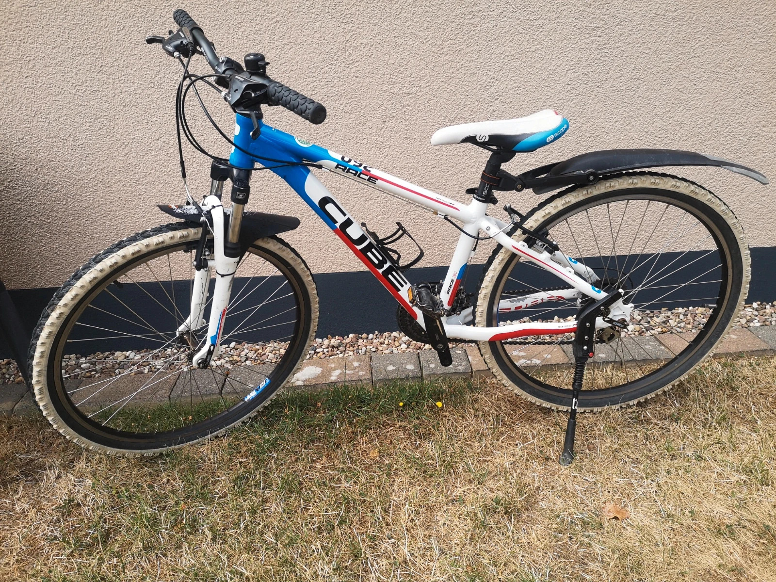 Cube race Serie 260 Weiss blau 14 Rahmen Vinted