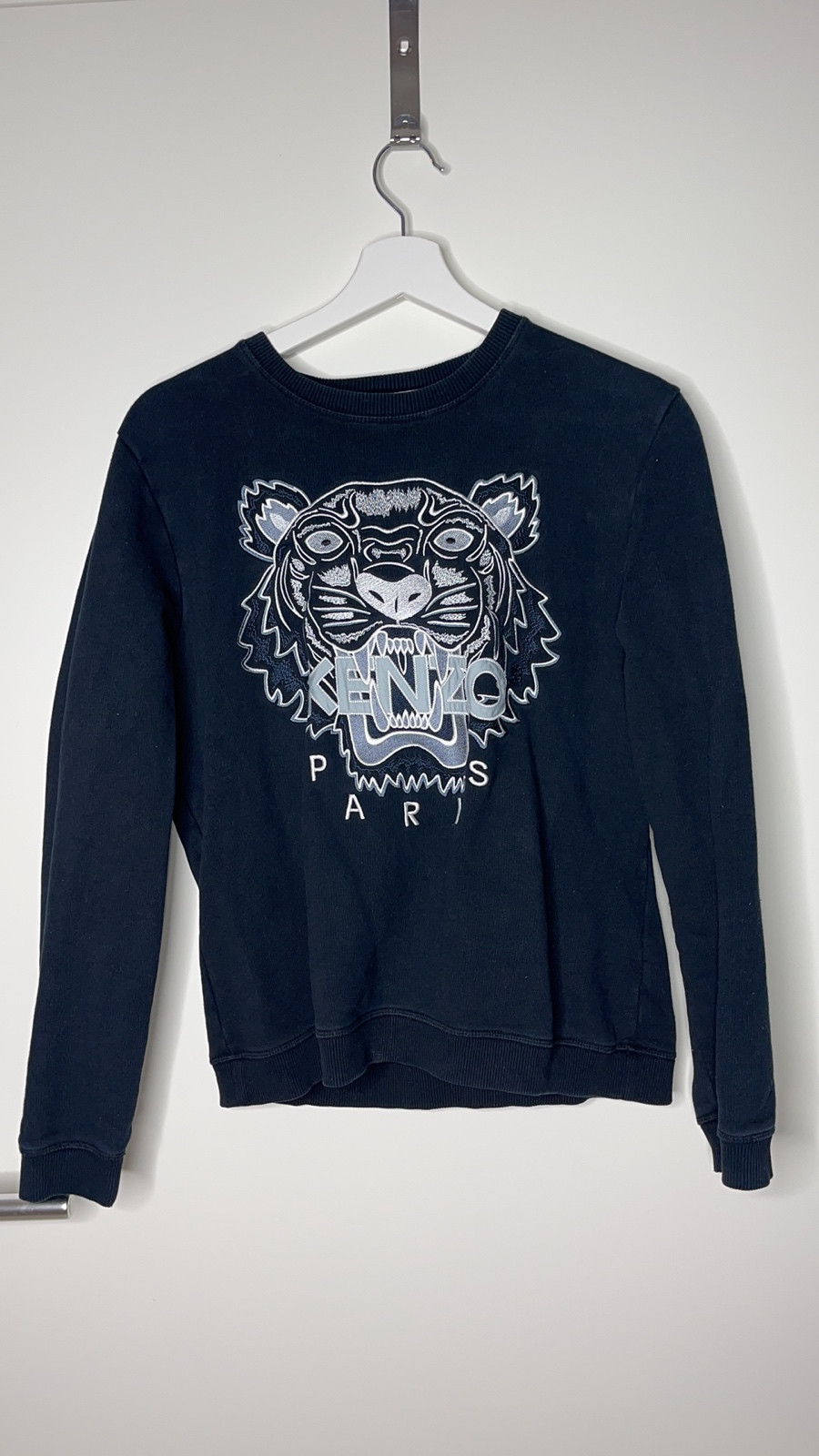 Black and blue kenzo jumper sales