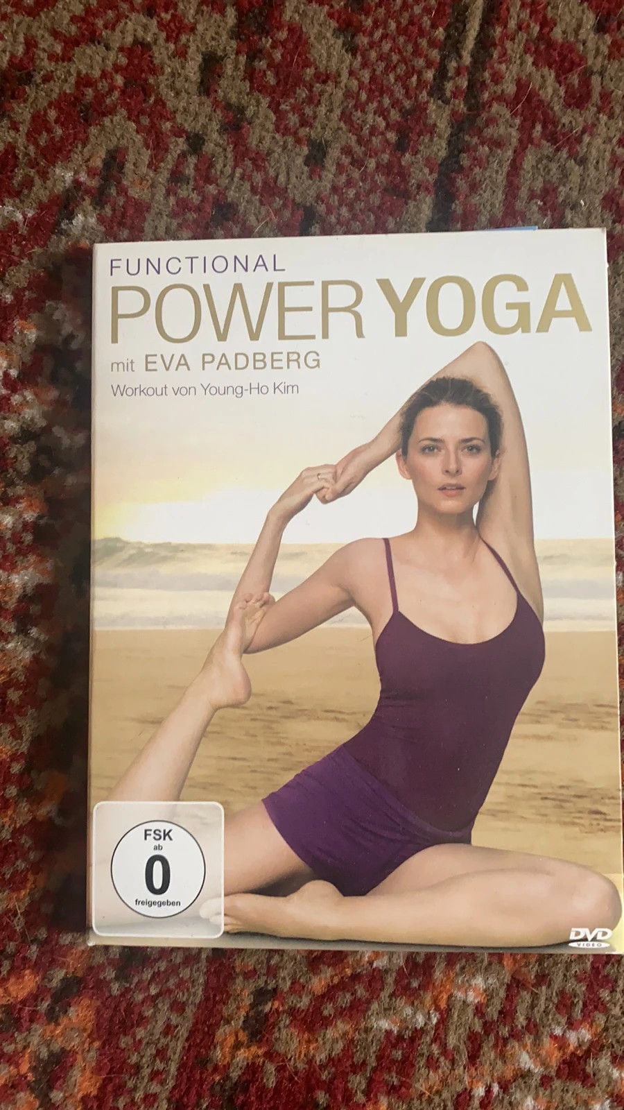 Eva Padberg: Functional Power Yoga DVD bei  bestellen