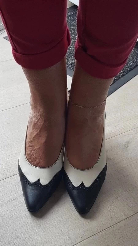 Escarpins vintage tout cuir marque