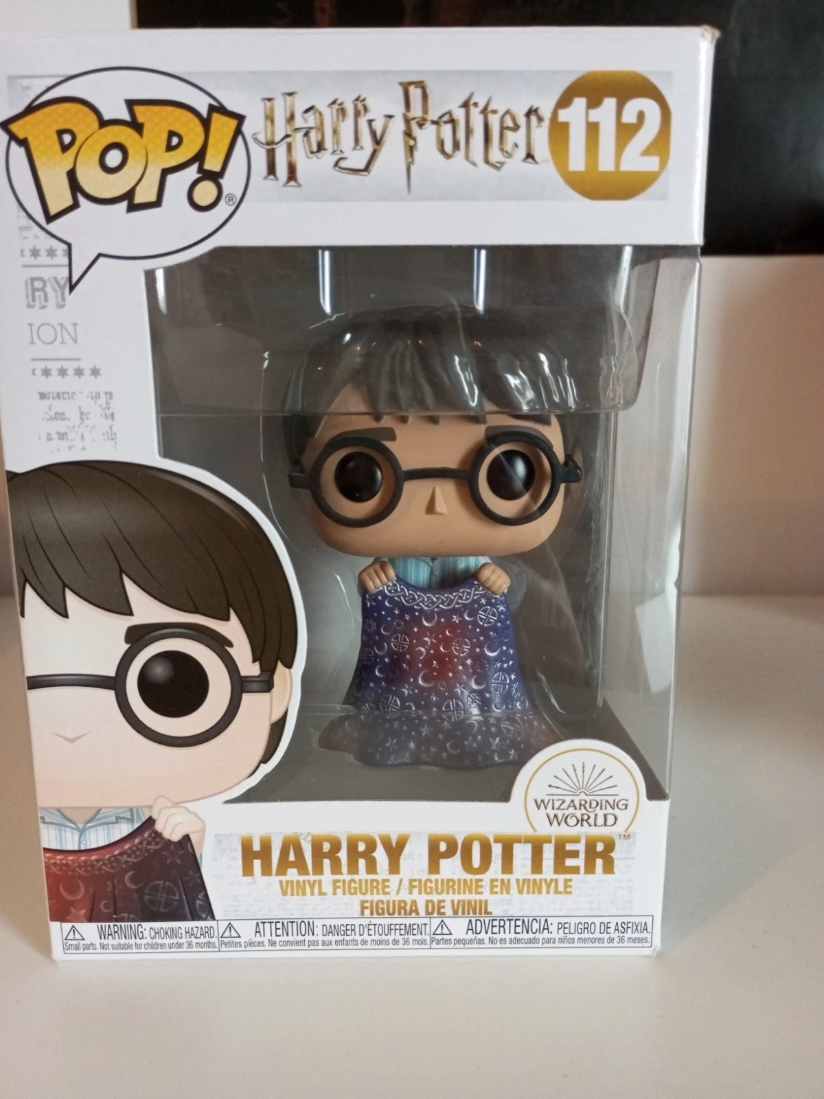 Harry Potter - Figurine POP : Harry avec la Cape d'Invisibilité
