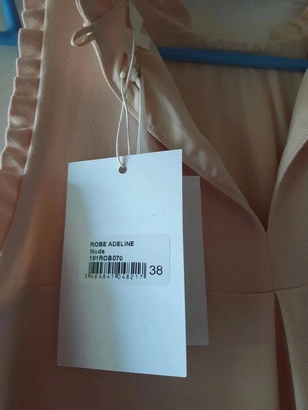 Robe sezane nude Vinted