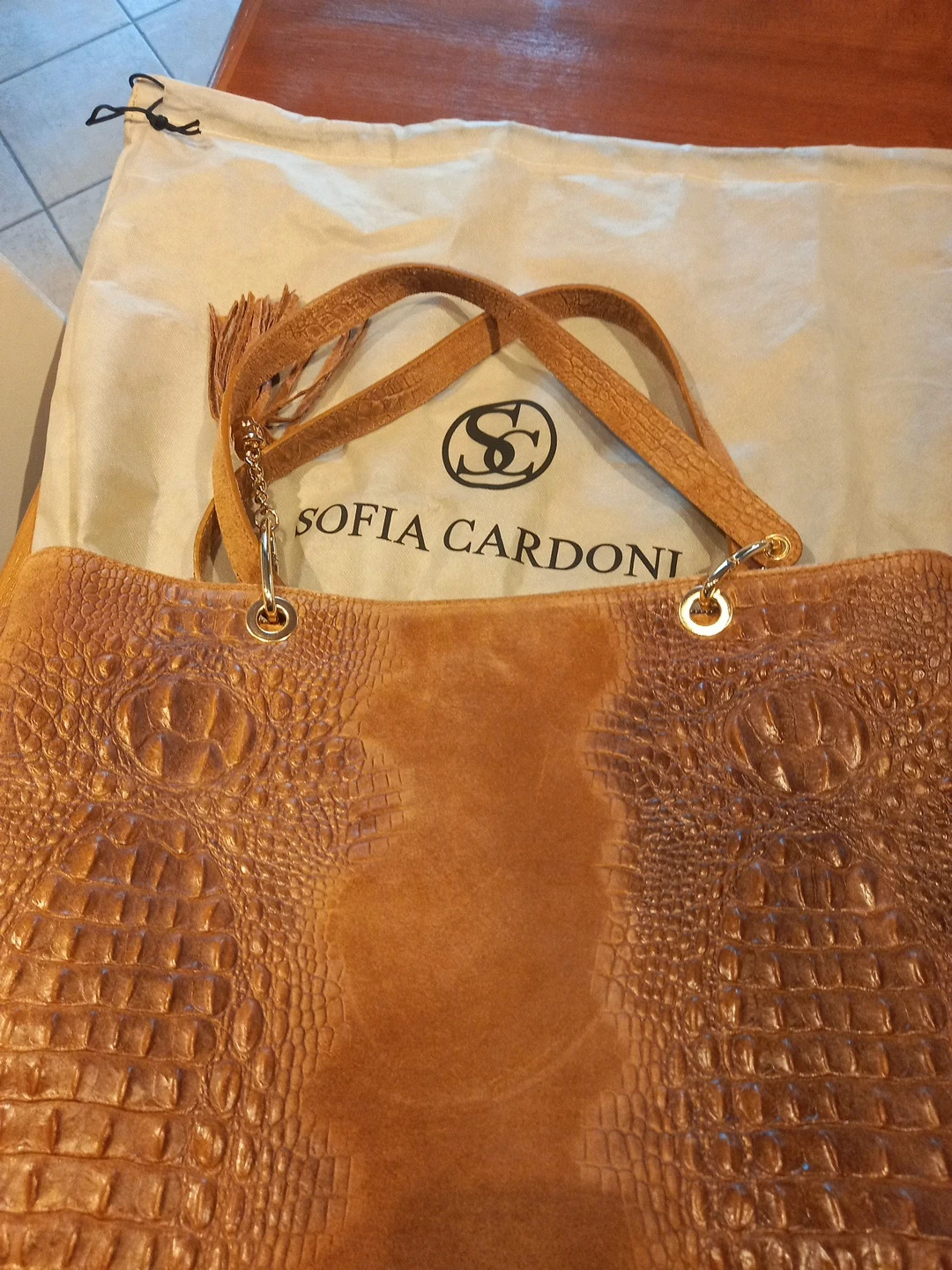 Sofia cardoni 2024 leather tote bag