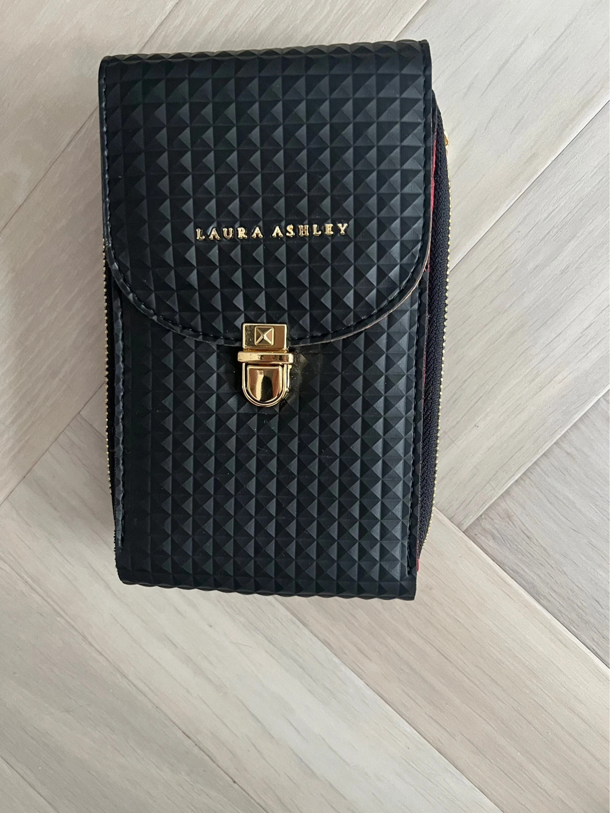 Laura ashley bag