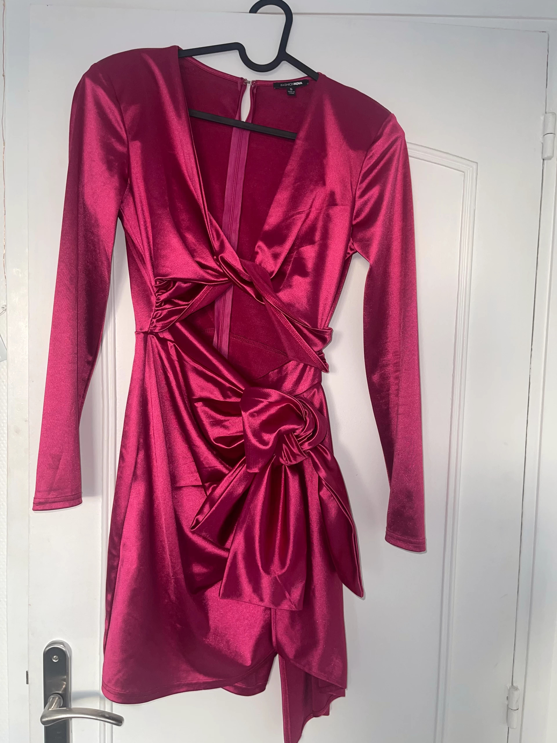 Robe fashion nova hotsell