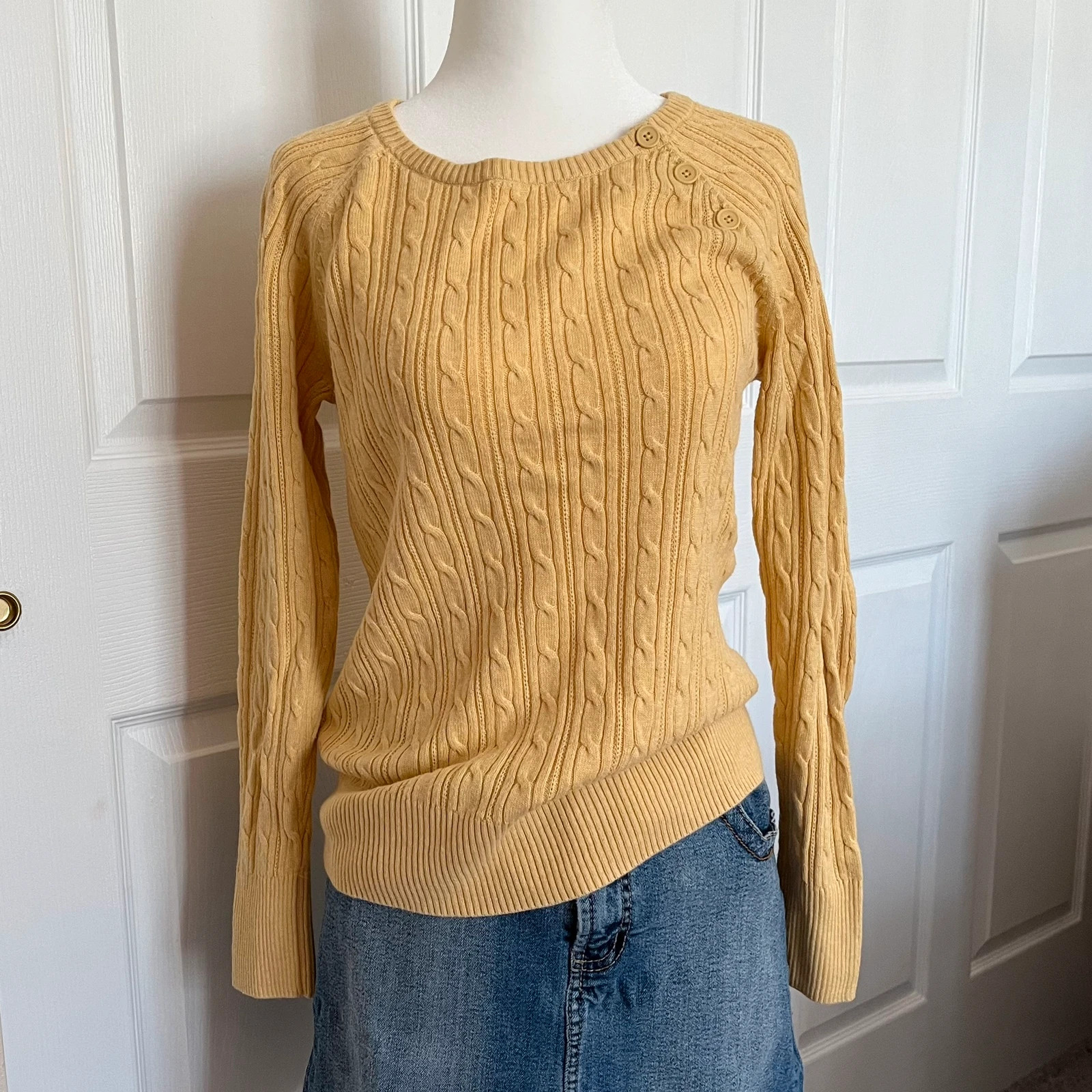 Yellow cable knit sweater Vinted