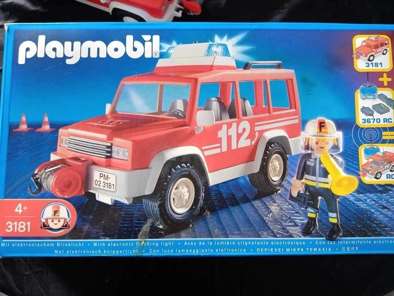 Playmobil Pompier véhicule d'intervention RC 3181