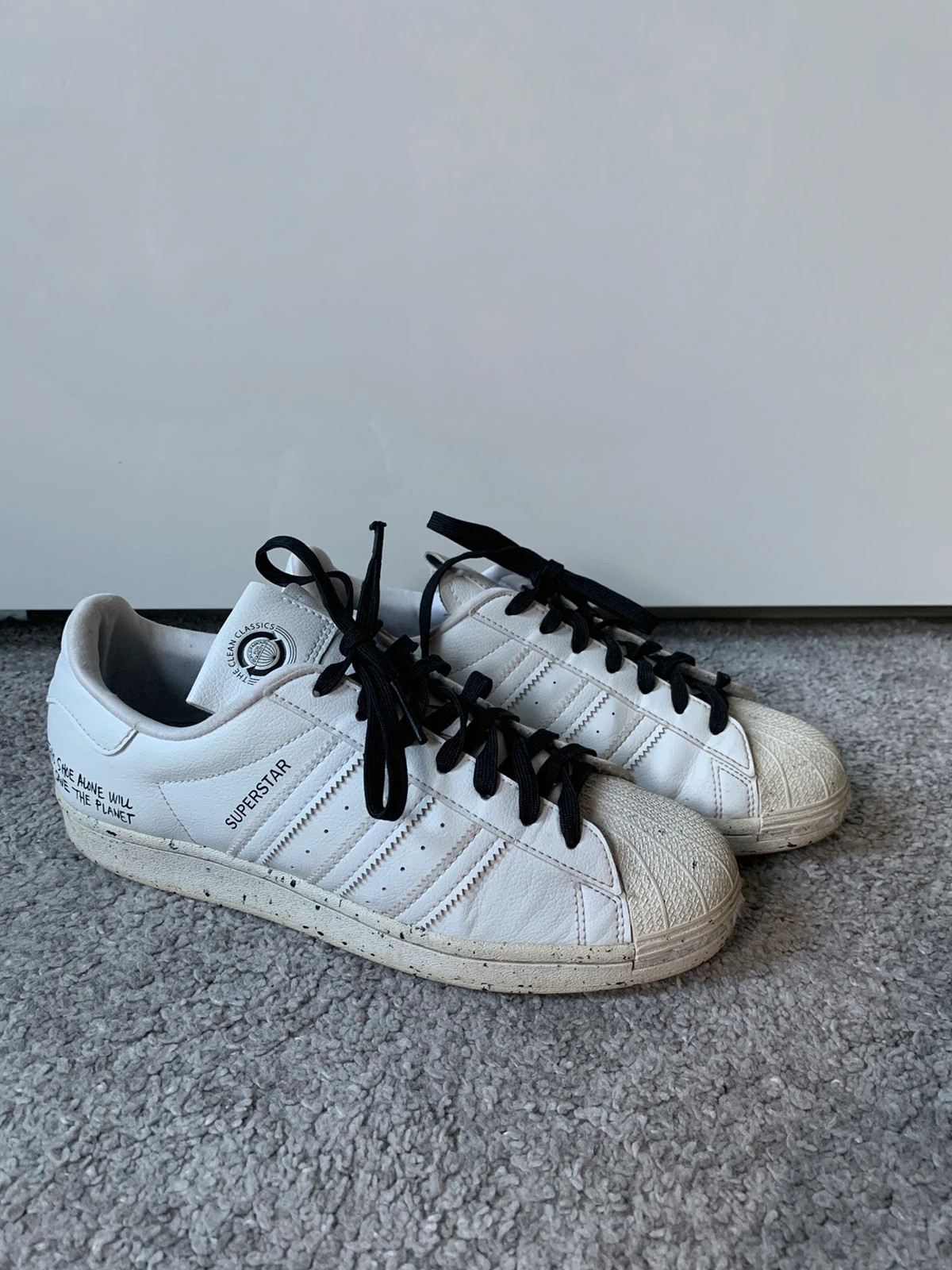 Adidas superstar clean black on sale