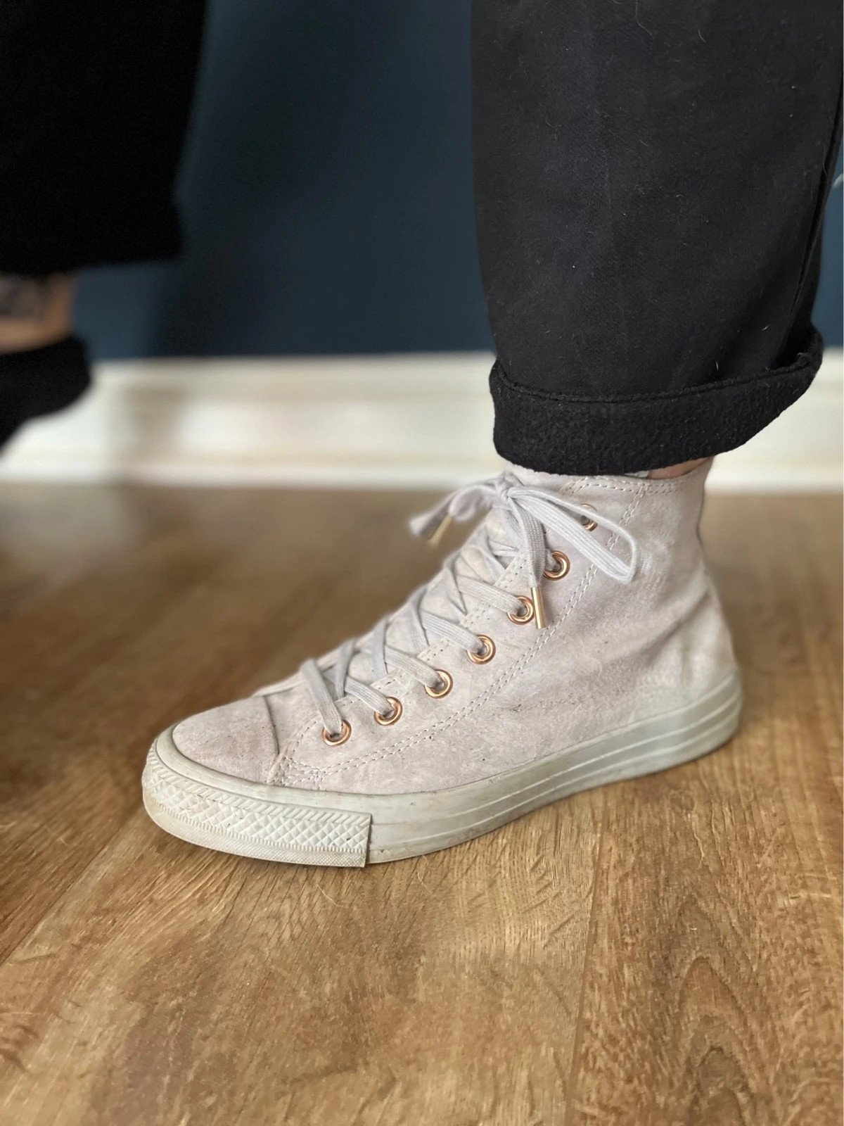 Converse grey sales rose gold