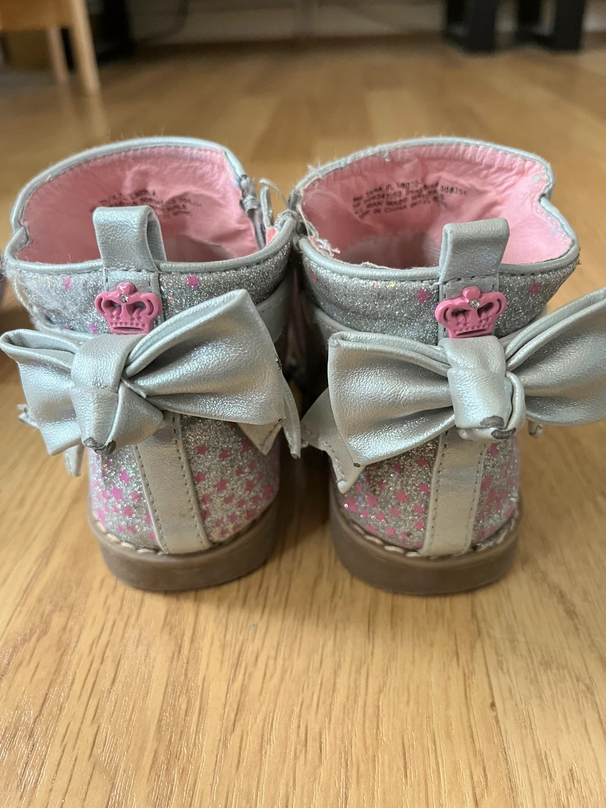 Juicy couture hotsell infant boots