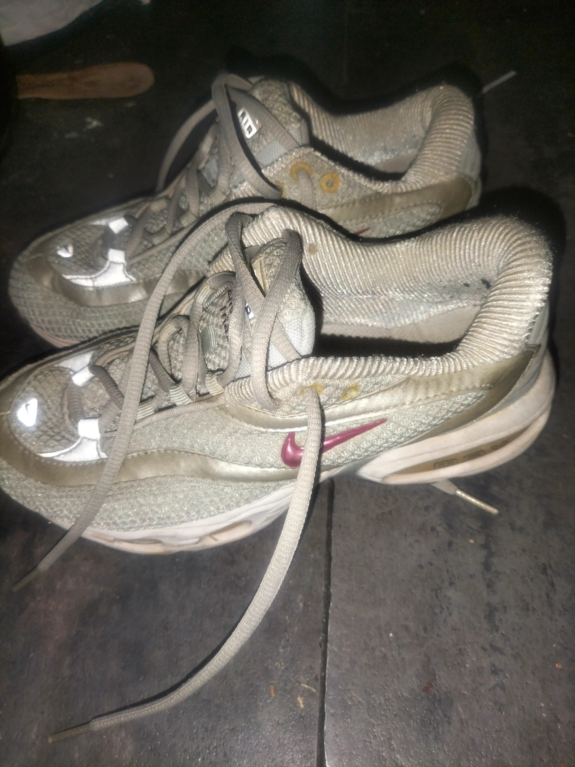 Air max converge sales triax