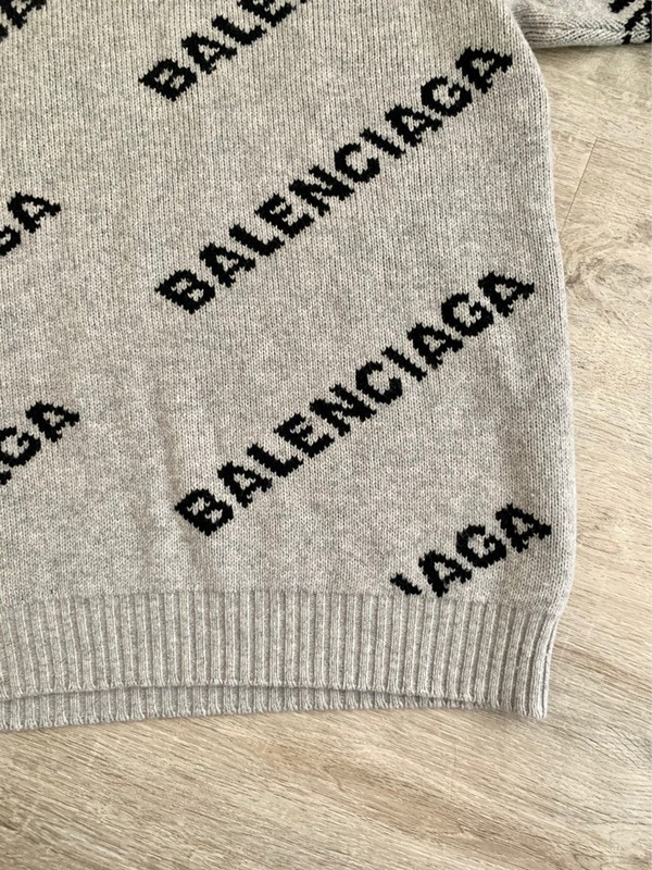 Balenciaga 2025 fake sweater