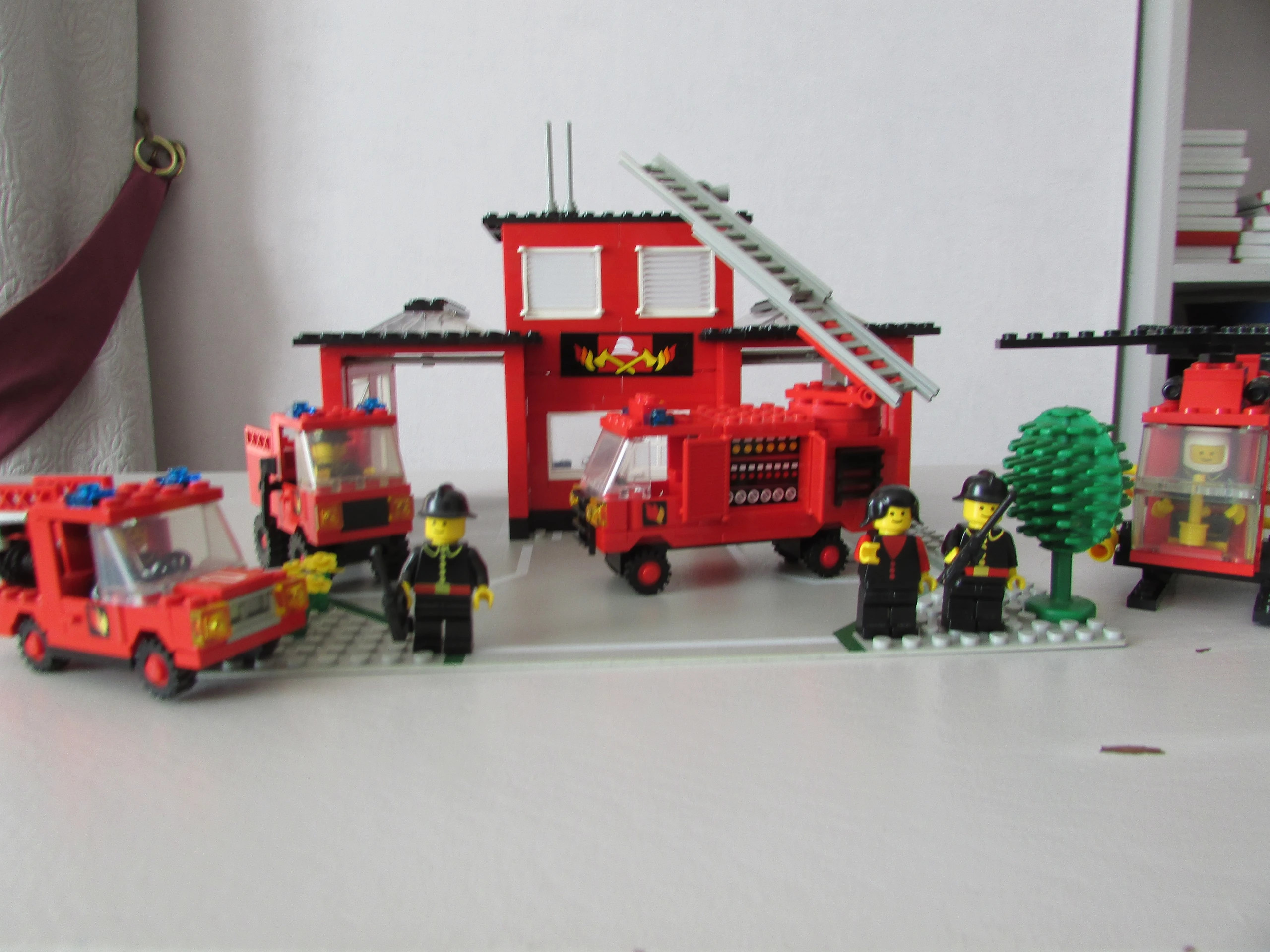 Camion de pompier vintage : du neo classic LEGO City ? - HelloBricks