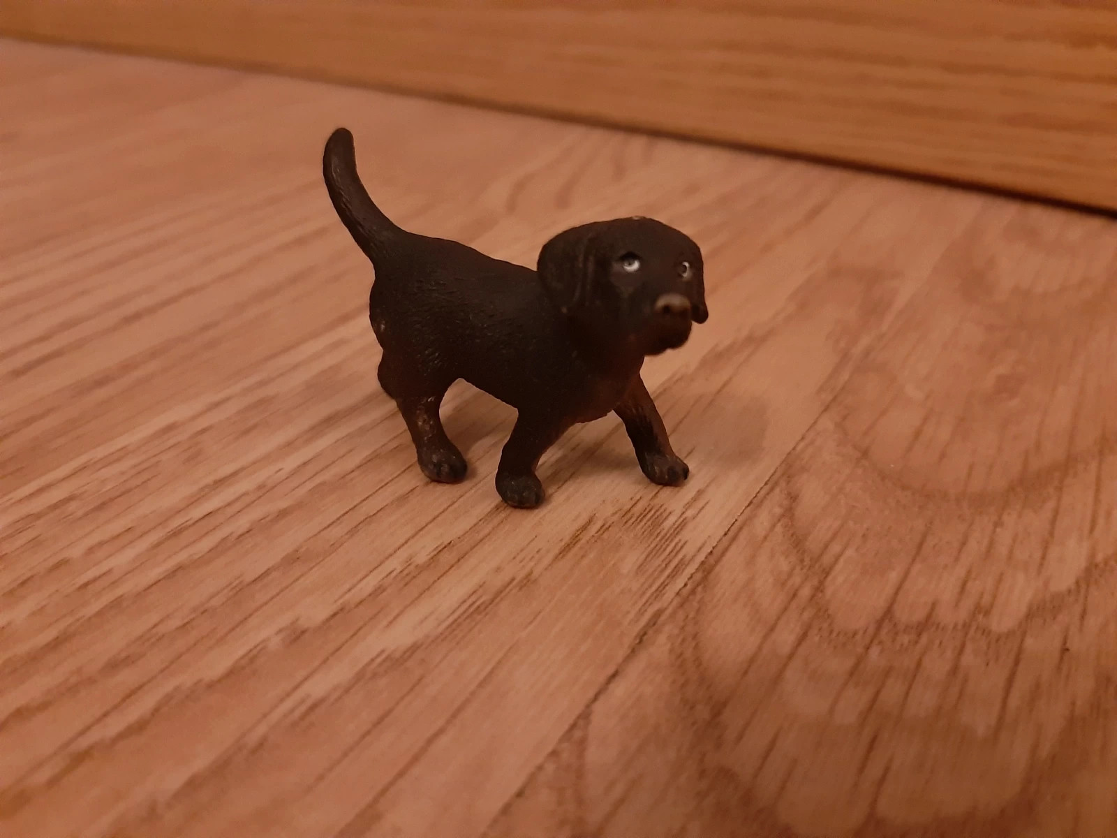 Figurine chien : Golden Retriever femelle - Jeux et jouets