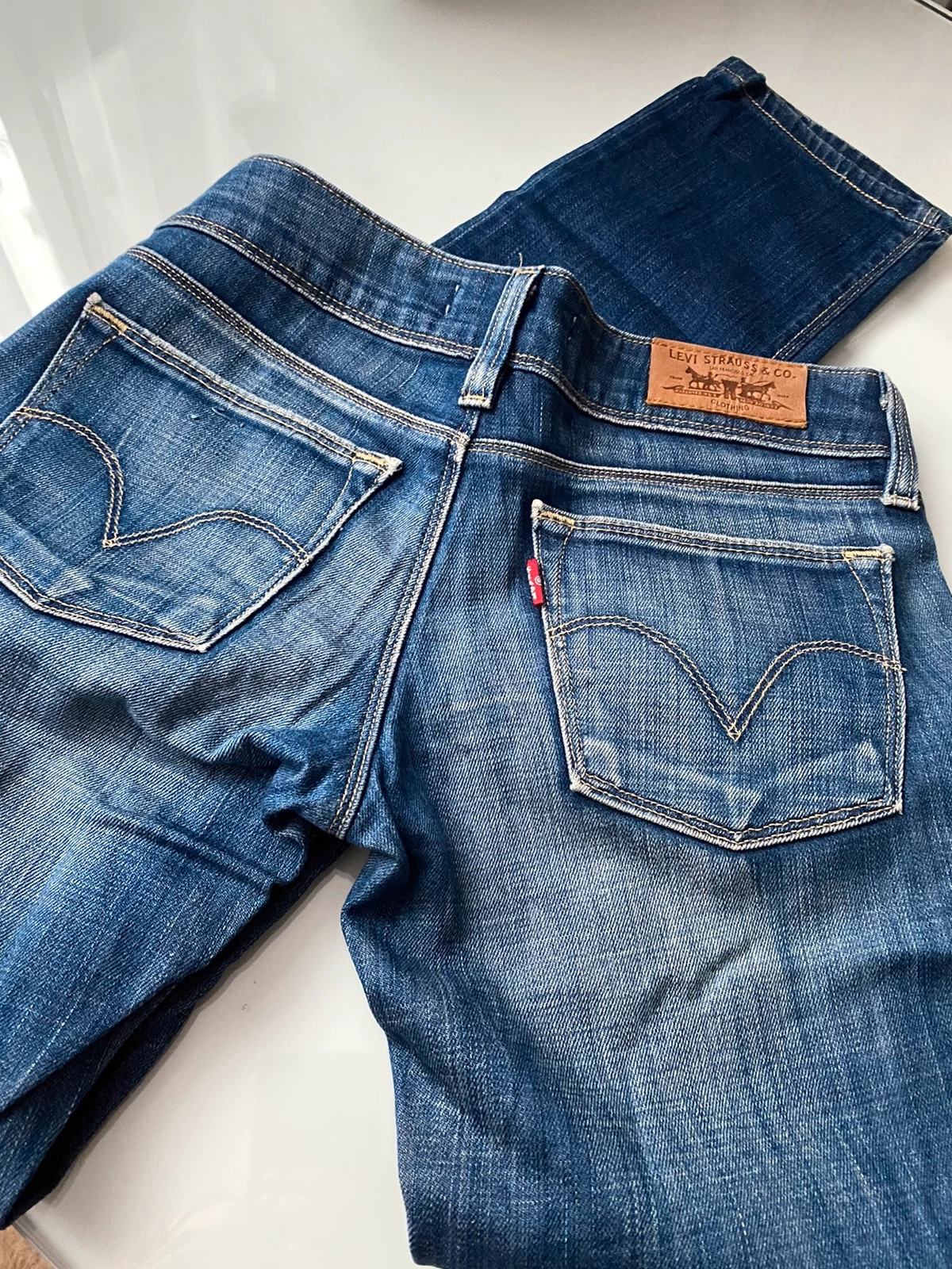 Levis 571 Slim Fit Vinted