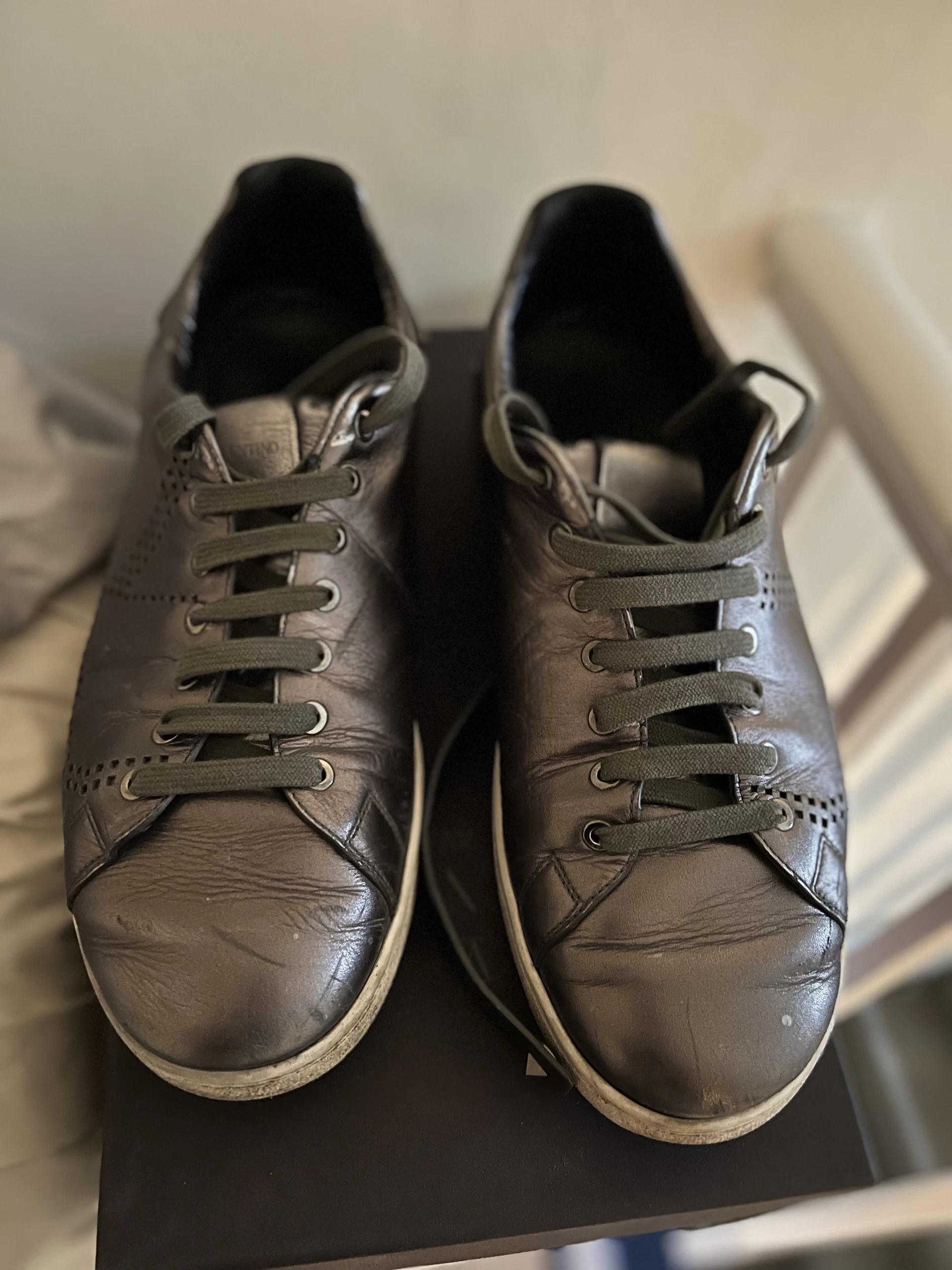 Valentino sale silver sneakers