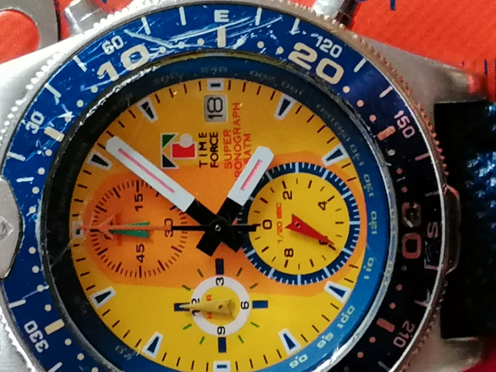 Montre collector Time Force Chronograph 8735 Vinted