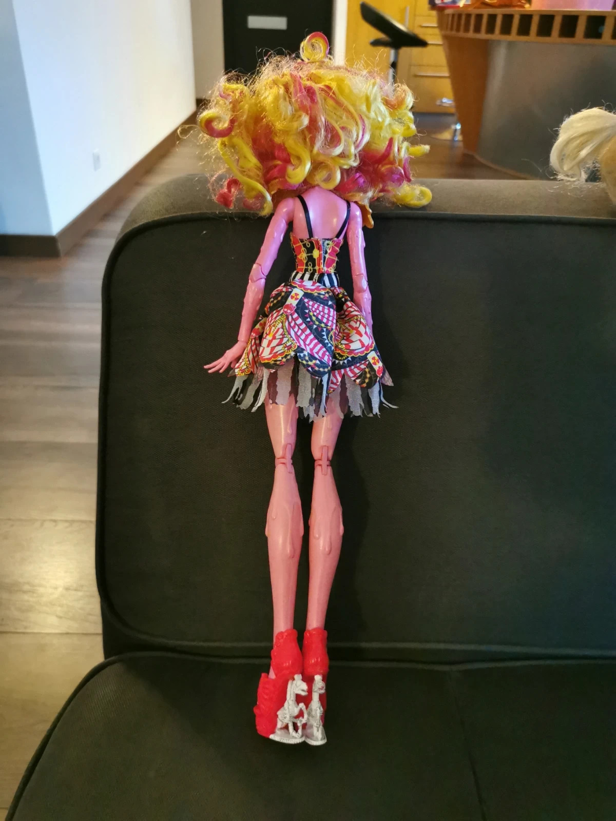 Poupée géante (43cm) Monster High Gooliop