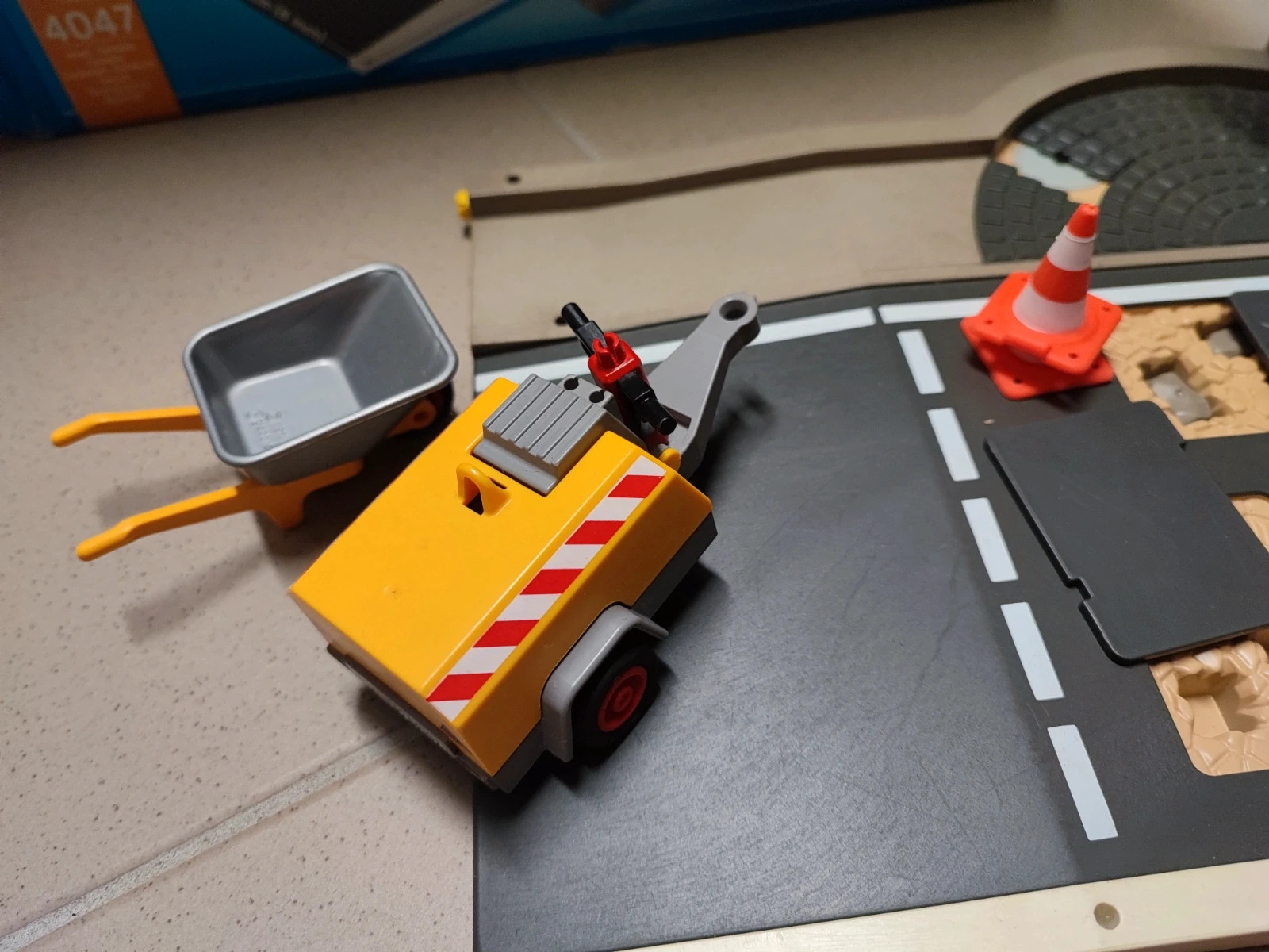Playmobil City Action 4047 pas cher, Ouvriers et entretien de route