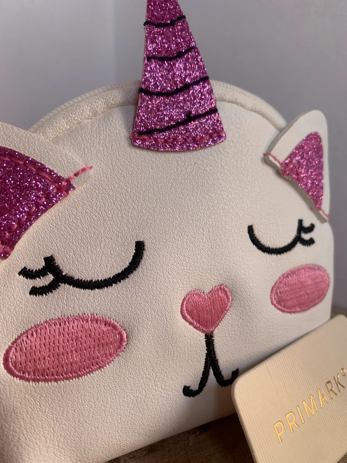 Borsello portamonete in ecopelle bianco e rosa con gatto-unicorno glitter  nuovo con cartellino