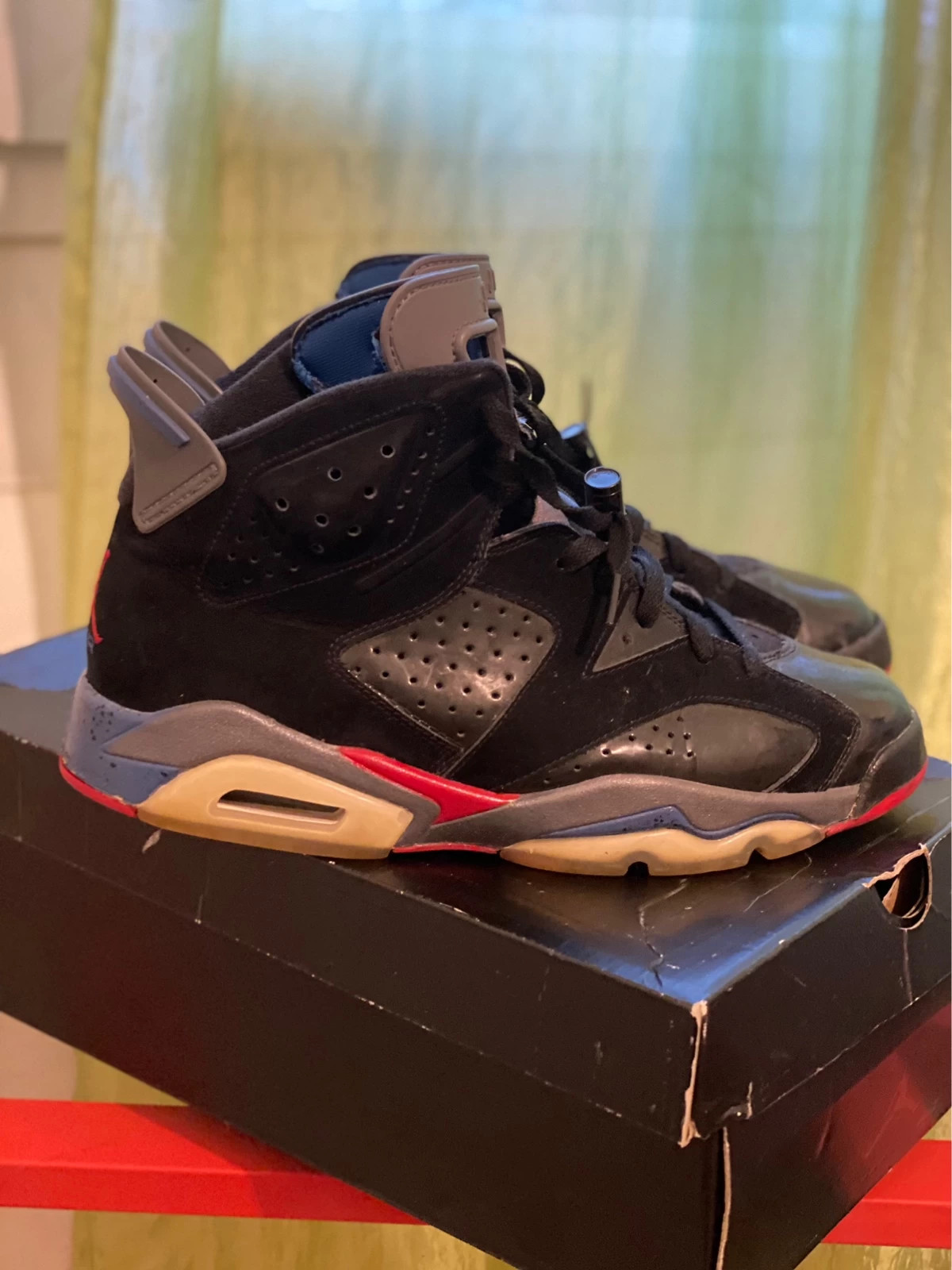 Nike air Jordan 6 Pistons Vinted