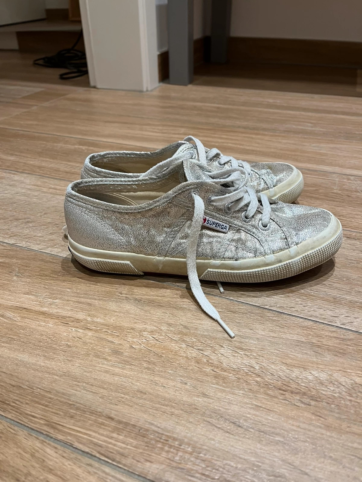 Chaussures Superga argent es Vinted