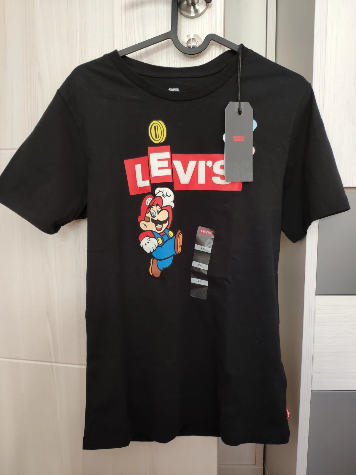 T-shirt personnalisé : Logo Levi's - La Ligne Shop