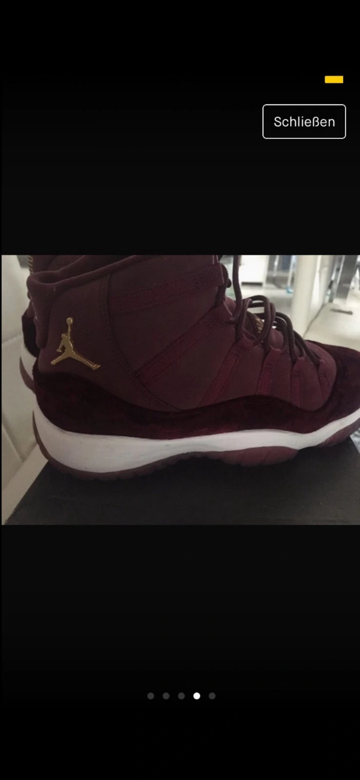 Maroon 11s top