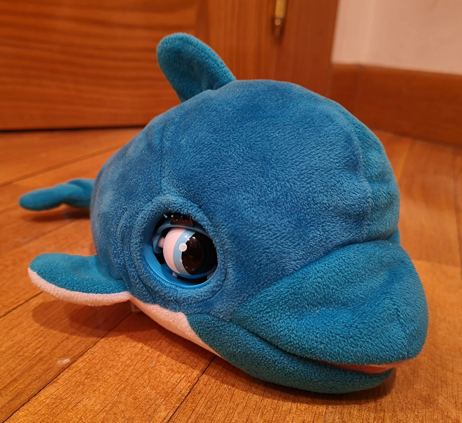 Delfin de peluche hotsell blu blu