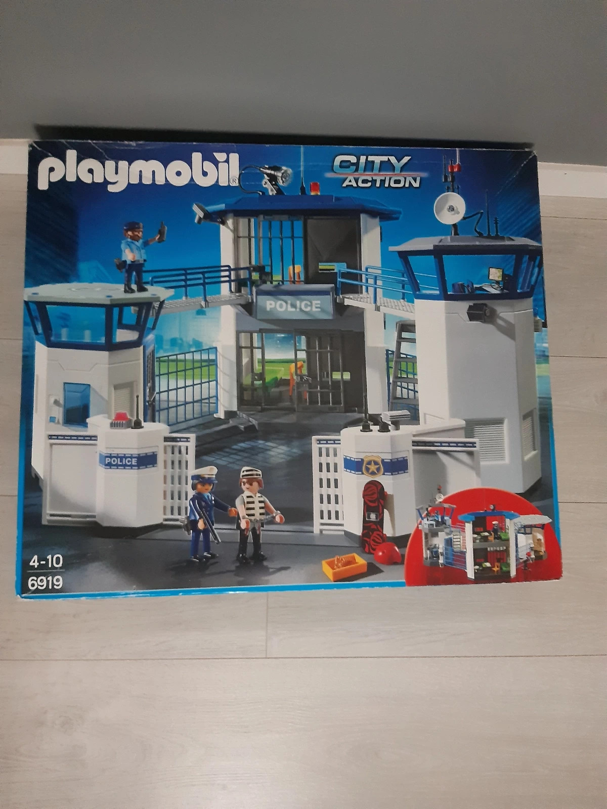 Playmobil City Action 6919 - Commissariat de police avec prison - Maitre  des Jeux