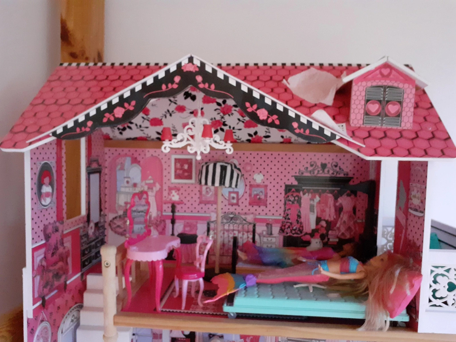 Maison barbie transportable - Vinted