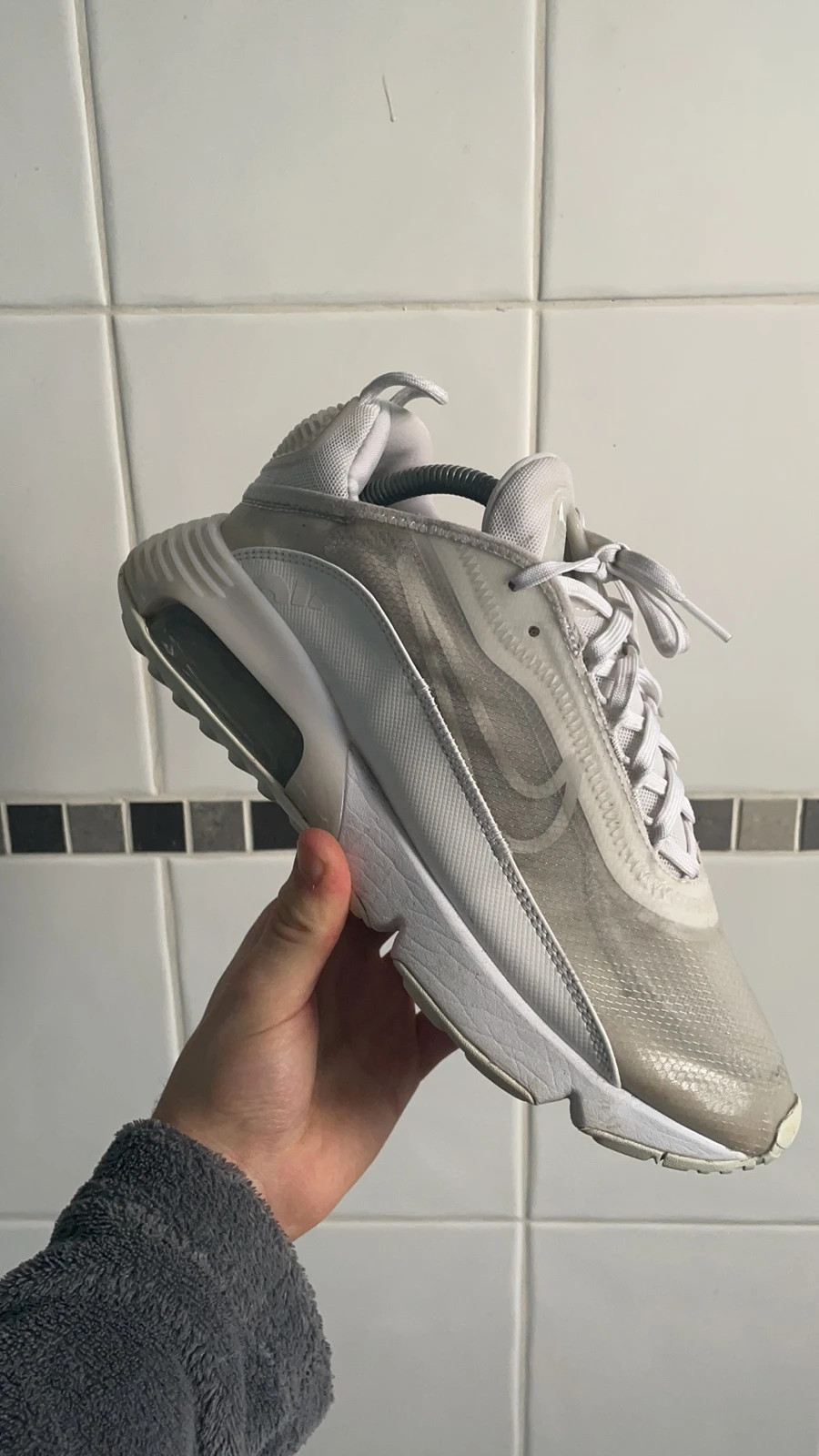 Nike Air Max 2090 Triple White Vinted